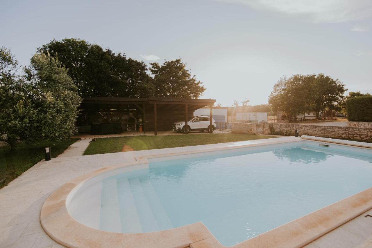Villa Daisy Тар Экстерьер фото