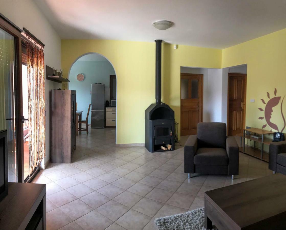 Villa Daisy Тар Экстерьер фото