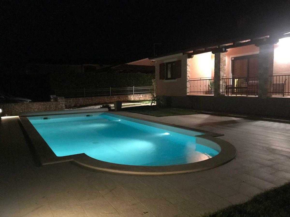 Villa Daisy Тар Экстерьер фото