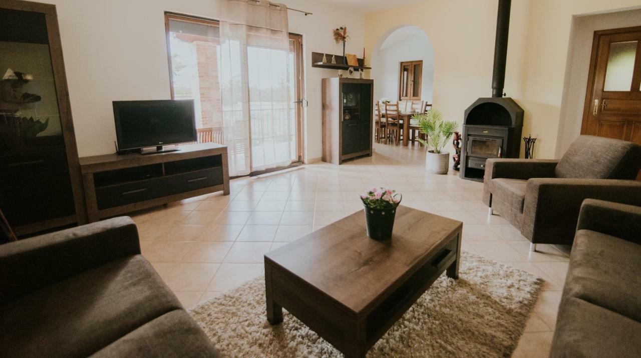 Villa Daisy Тар Экстерьер фото